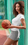 Levné dámské sportovní tričko | Levná sukně dámská